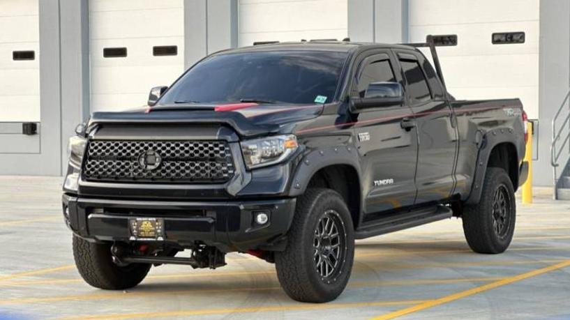 TOYOTA TUNDRA 2020 5TFUY5F12LX920196 image