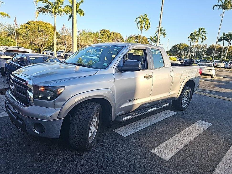 TOYOTA TUNDRA 2011 5TFRM5F18BX022931 image