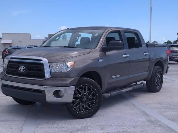 TOYOTA TUNDRA 2011 5TFDY5F12BX170362 image