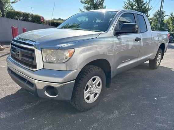 TOYOTA TUNDRA 2011 5TFUM5F15BX022251 image