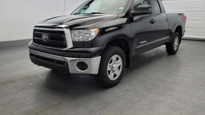 TOYOTA TUNDRA 2011 5TFUM5F13BX025780 image