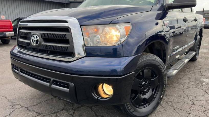 TOYOTA TUNDRA 2011 5TFDY5F16BX162412 image