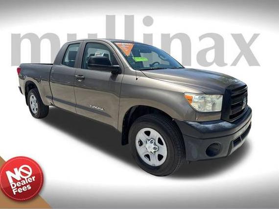 TOYOTA TUNDRA 2011 5TFRM5F10BX032918 image
