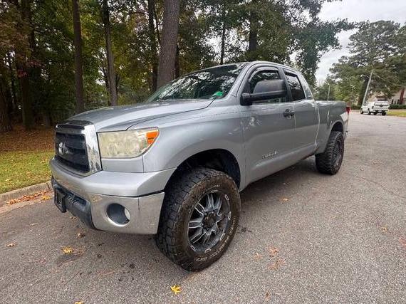 TOYOTA TUNDRA 2011 5TFUM5F1XBX026988 image
