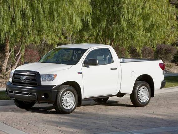TOYOTA TUNDRA 2011 5TFRM5F15BX027438 image