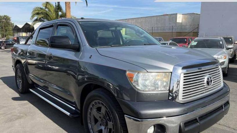 TOYOTA TUNDRA 2011 5TFEY5F18BX111403 image