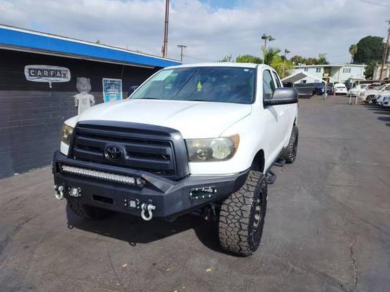 TOYOTA TUNDRA 2013 5TFUM5F10DX040756 image TOYOTA TUNDRA 2013 5TFUM5F10DX040756 image