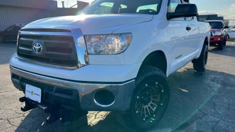 TOYOTA TUNDRA 2013 5TFUM5F19DX044174 image