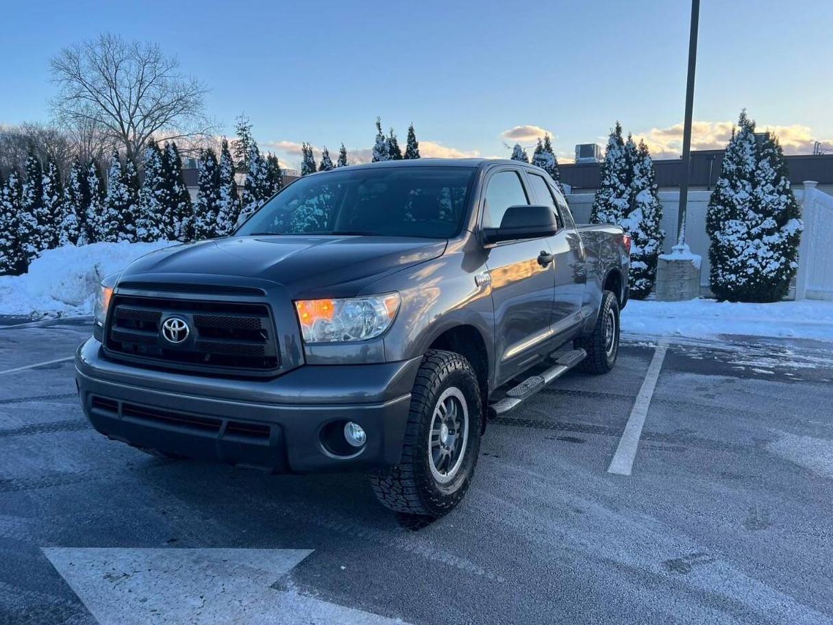 TOYOTA TUNDRA 2013 5TFUY5F17DX276115 image