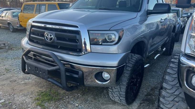 TOYOTA TUNDRA 2013 5TFUM5F14DX044714 image