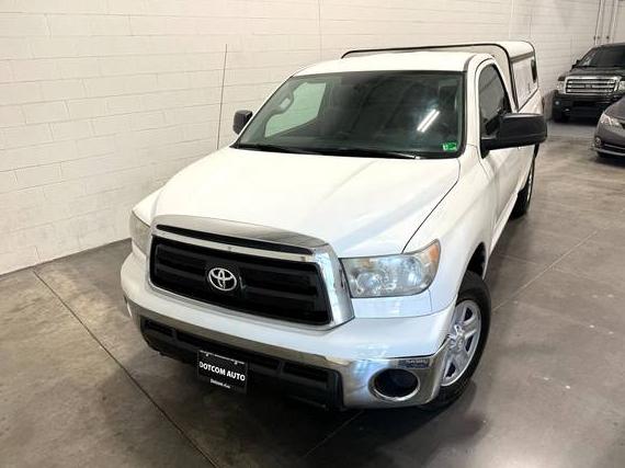 TOYOTA TUNDRA 2010 5TFLU5F10AX024029 image