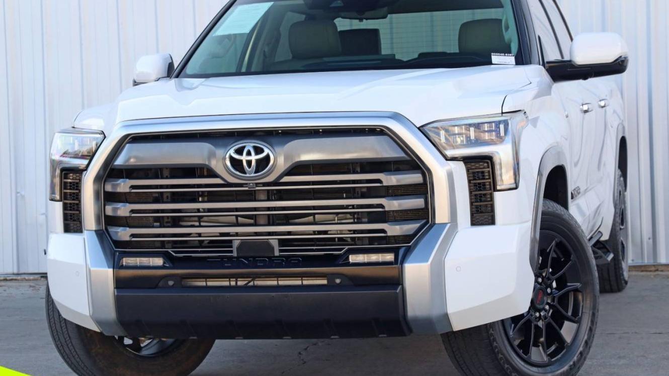 TOYOTA TUNDRA 2022 5TFJA5DB2NX005046 image