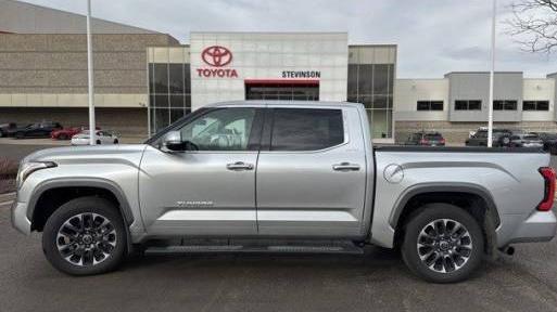 TOYOTA TUNDRA 2022 5TFJA5DB3NX007937 image