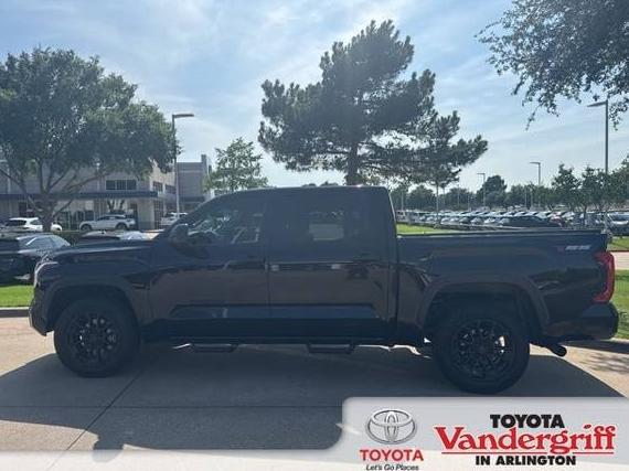 TOYOTA TUNDRA 2022 5TFLA5DB3NX045077 image