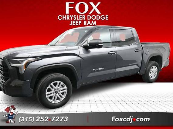 TOYOTA TUNDRA 2022 5TFLA5DB9NX028025 image