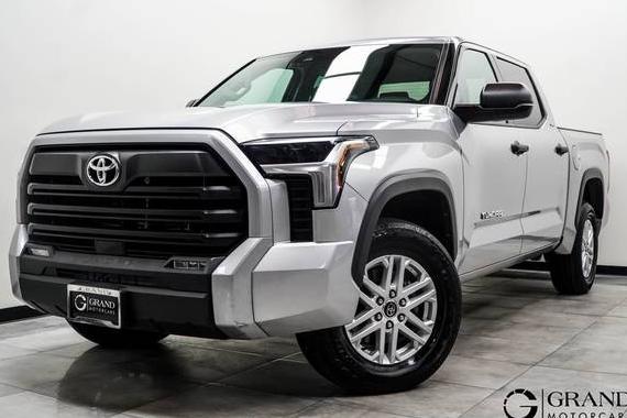TOYOTA TUNDRA 2022 5TFLA5DB4NX020320 image