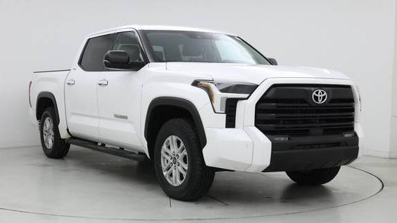TOYOTA TUNDRA 2022 5TFLA5DB3NX046035 image