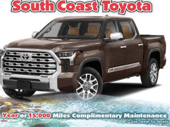 TOYOTA TUNDRA 2022 5TFMA5EC1NX008640 image