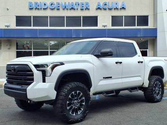 TOYOTA TUNDRA 2022 5TFLA5DB4NX034573 image