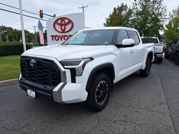 TOYOTA TUNDRA 2022 5TFLA5DB5NX044318 image