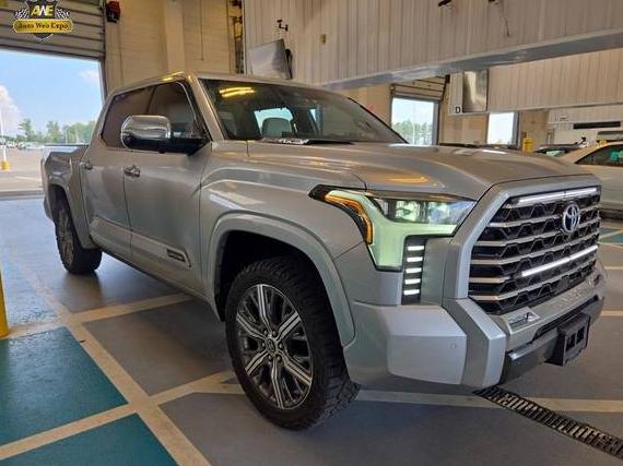 TOYOTA TUNDRA 2022 5TFVC5DB3NX002426 image