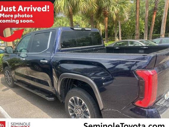 TOYOTA TUNDRA 2022 5TFJA5DB5NX010242 image