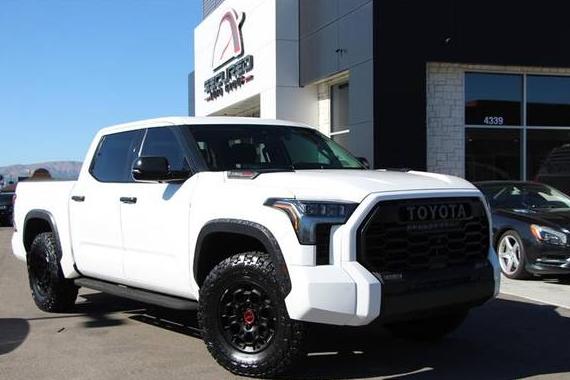 TOYOTA TUNDRA 2022 5TFPC5DB1NX011747 image