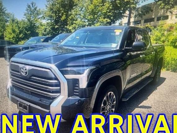 TOYOTA TUNDRA 2022 5TFJA5DB4NX040641 image