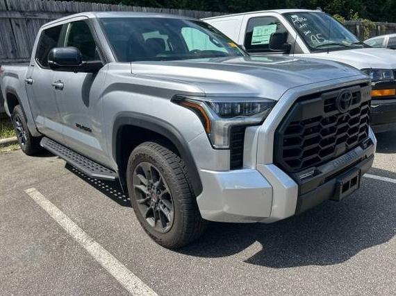 TOYOTA TUNDRA 2025 5TFWA5DB9SX282150 image