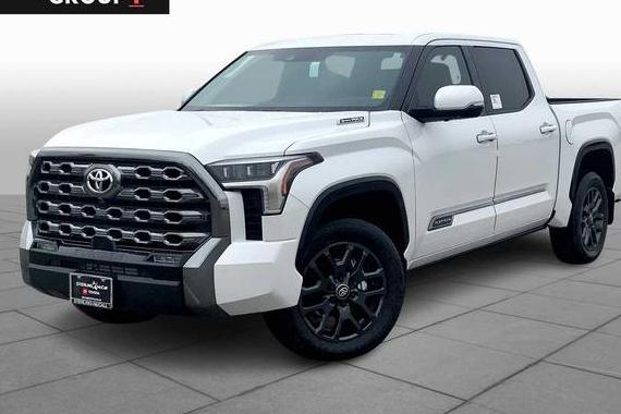 TOYOTA TUNDRA 2025 5TFNC5DB8SX100122 image