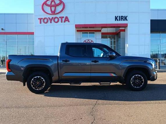 TOYOTA TUNDRA 2025 5TFWA5DB5SX254362 image