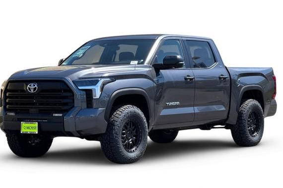 TOYOTA TUNDRA 2025 5TFLA5DB7SX318565 image