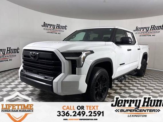 TOYOTA TUNDRA 2025 5TFLA5DB5SX245115 image