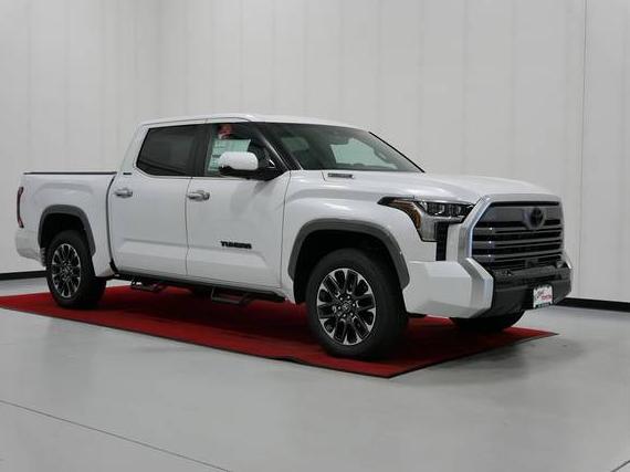 TOYOTA TUNDRA 2025 5TFJC5DB6SX097848 image