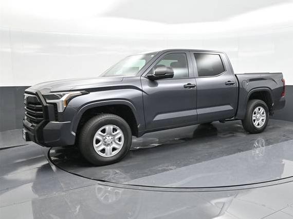 TOYOTA TUNDRA 2025 5TFKB5DB0SX271999 image