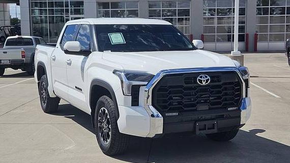 TOYOTA TUNDRA 2025 5TFLA5DB2SX238977 image