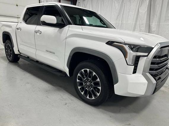 TOYOTA TUNDRA 2025 5TFJA5DB1SX244342 image