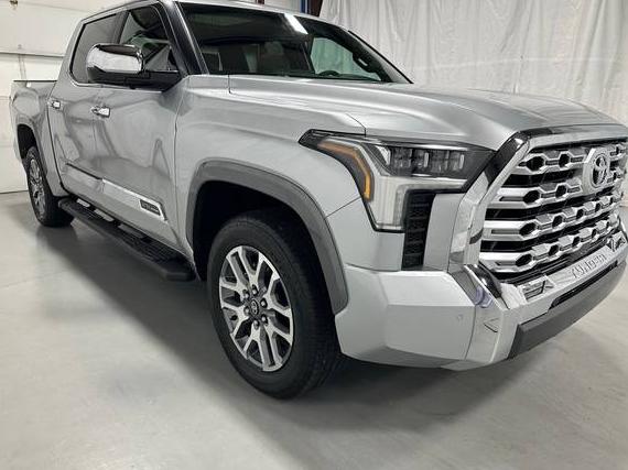 TOYOTA TUNDRA 2025 5TFMA5DB0SX293741 image