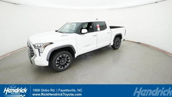 TOYOTA TUNDRA 2025 5TFJC5DB8SX093204 image