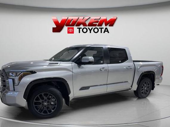 TOYOTA TUNDRA 2025 5TFNC5DB1SX102231 image