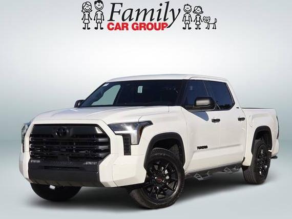 TOYOTA TUNDRA 2025 5TFLA5AB8SX043485 image