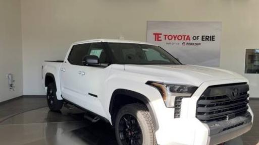 TOYOTA TUNDRA 2025 5TFLA5DB1SX255172 image