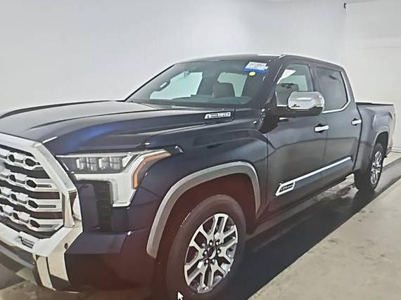 TOYOTA TUNDRA 2025 5TFMC5EC8SX010181 image