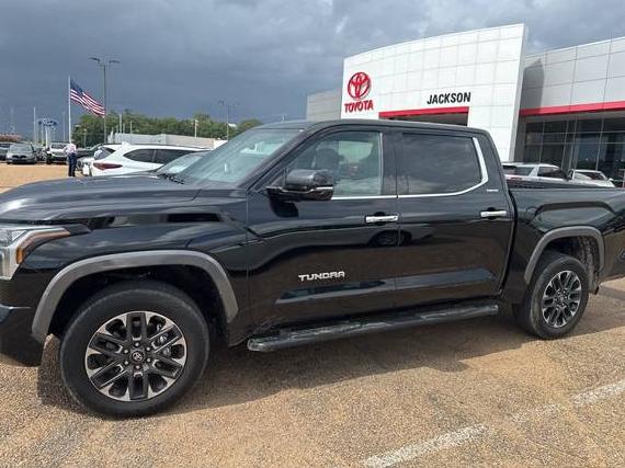 TOYOTA TUNDRA 2025 5TFJA5DB7SX267284 image