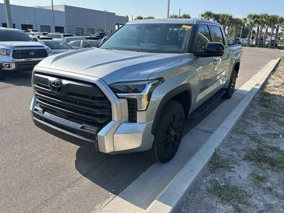 TOYOTA TUNDRA 2025 5TFWA5DB7SX276587 image