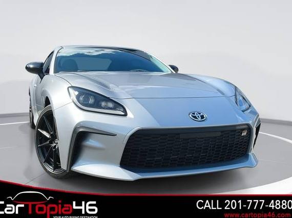 TOYOTA GR86 2024 JF1ZNBE12R9754506 image