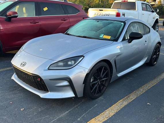 TOYOTA GR86 2024 JF1ZNBE12R9758622 image