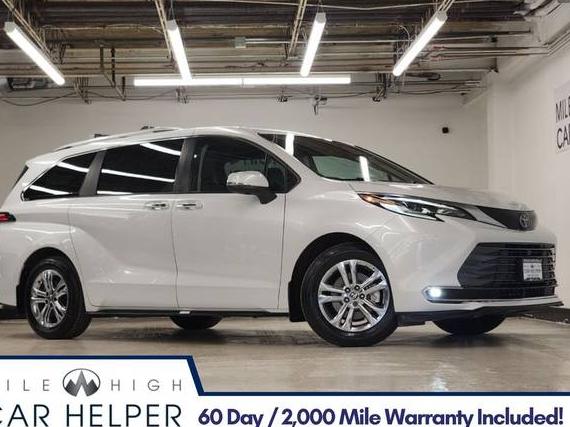 TOYOTA SIENNA 2023 5TDESKFC6PS103010 image