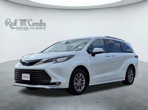 TOYOTA SIENNA 2023 5TDYRKEC8PS152414 image