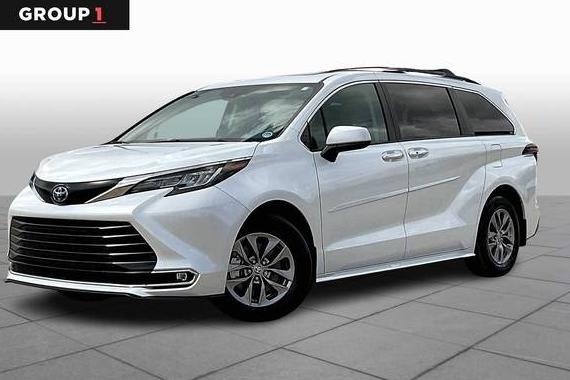 TOYOTA SIENNA 2023 5TDYRKEC0PS144324 image TOYOTA SIENNA 2023 5TDYRKEC0PS144324 image